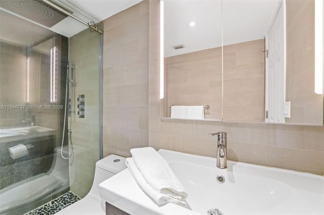 1881 Washington Ave 5H, Miami Beach, FL 33139