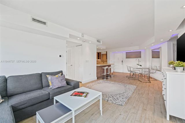 1881 Washington Ave 5H, Miami Beach, FL 33139