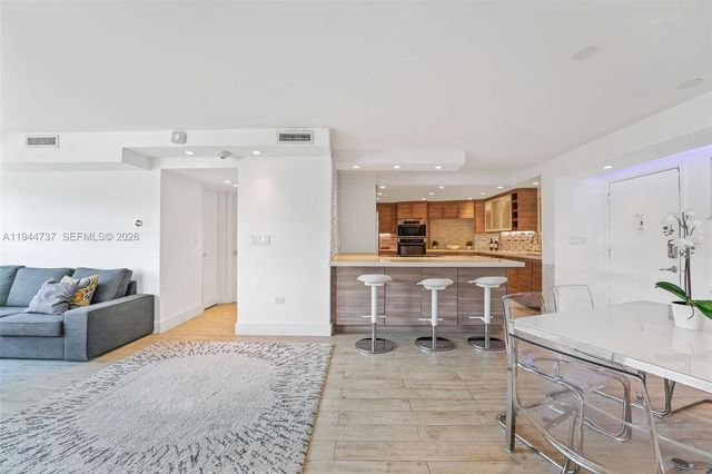 1881 Washington Ave 5H, Miami Beach, FL 33139