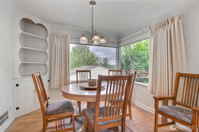 1224 SW 158th Street, Burien, WA 98166