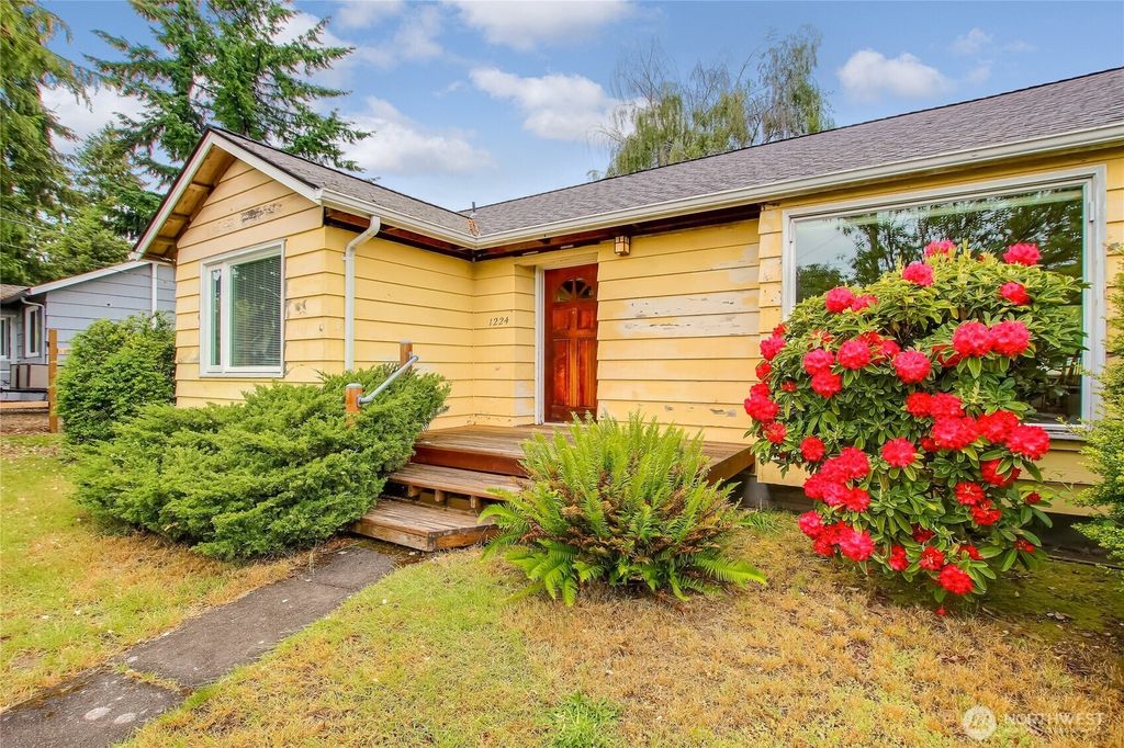 1224 SW 158th Street, Burien, WA 98166