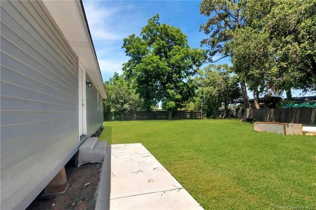 630 Ledoux Street, Jennings, LA 70546