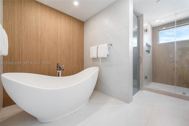 6101 Aqua Ave PH11A, Miami Beach, FL 33141
