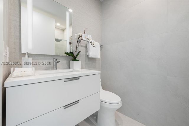 6101 Aqua Ave PH11A, Miami Beach, FL 33141