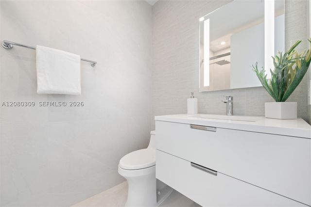 6101 Aqua Ave PH11A, Miami Beach, FL 33141