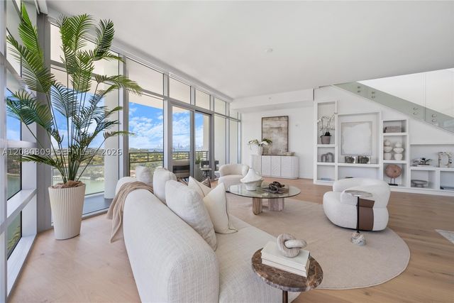 6101 Aqua Ave PH11A, Miami Beach, FL 33141