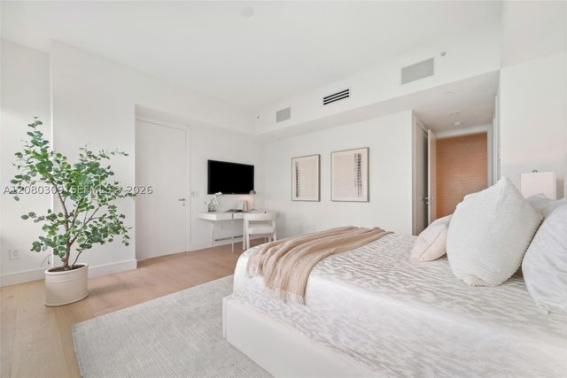 6101 Aqua Ave PH11A, Miami Beach, FL 33141