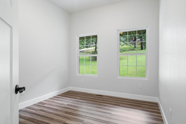 13 O'Leary Drive, Kimberling City, MO 65686