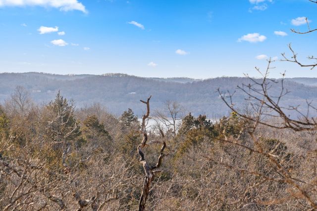 13 O'Leary Drive, Kimberling City, MO 65686