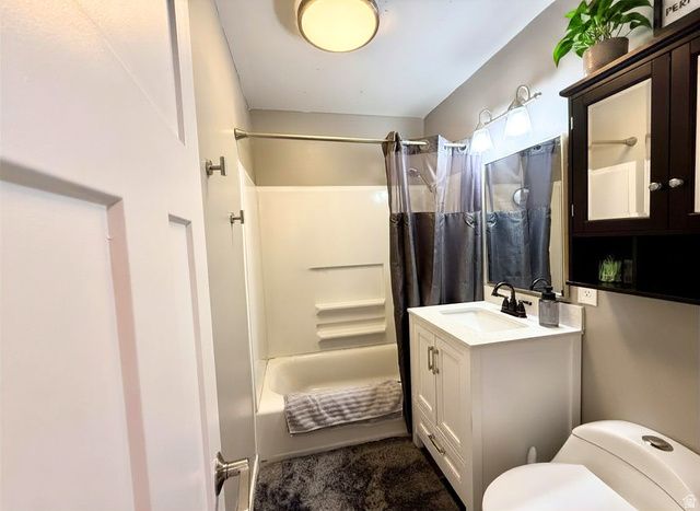 135 E 4700 S, Washington Terrace, UT 84405