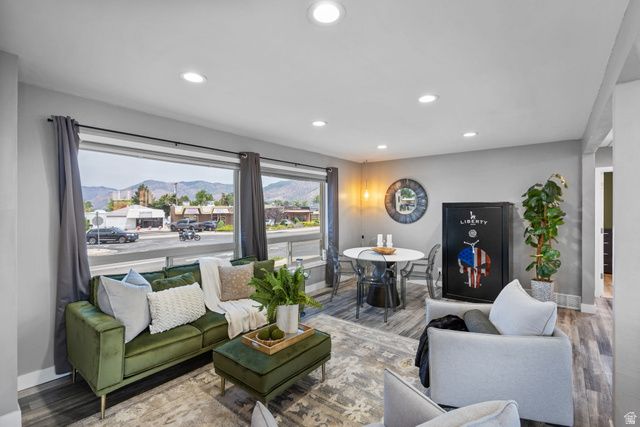 135 E 4700 S, Washington Terrace, UT 84405
