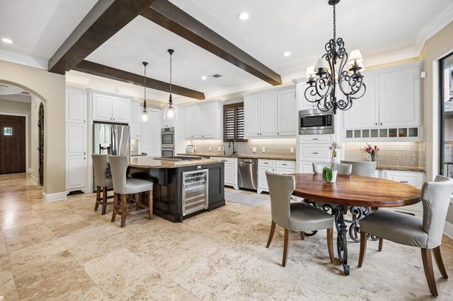 4439 Betty Street, Bellaire, TX 77401
