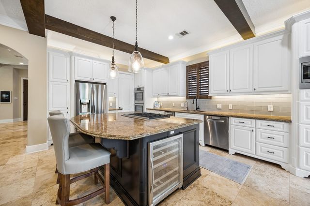 4439 Betty Street, Bellaire, TX 77401