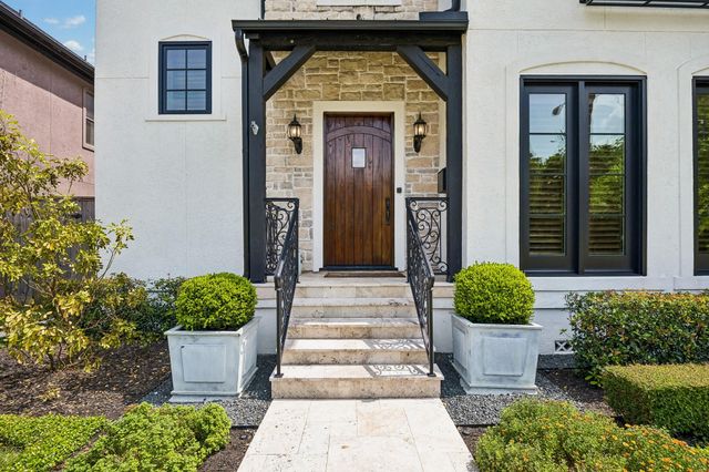 4439 Betty Street, Bellaire, TX 77401