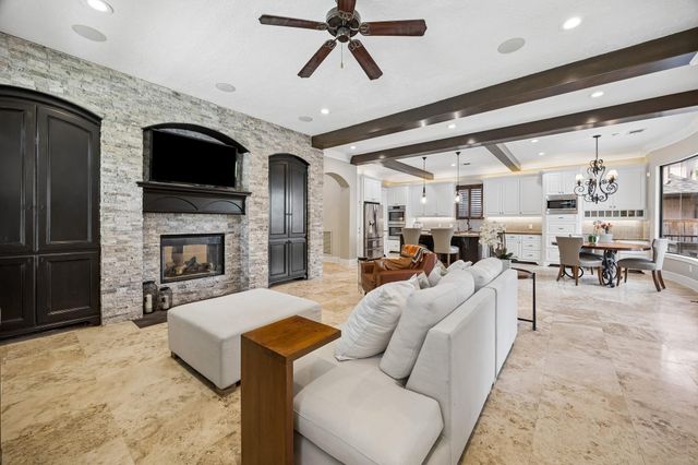 4439 Betty Street, Bellaire, TX 77401