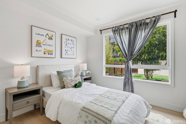 879 27th Avenue, San Francisco, CA 94121
