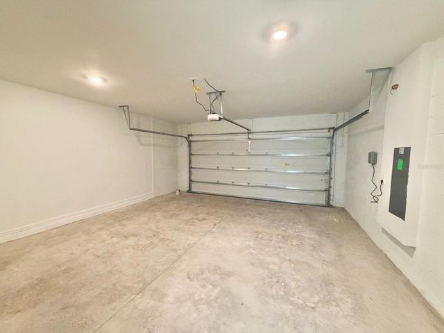 2134 CHRIS DRIVE, Winter Haven, FL 33884