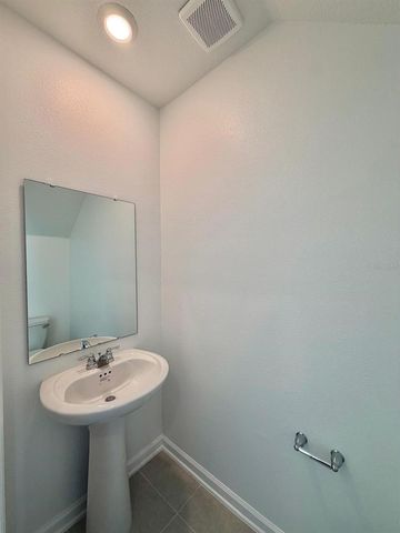 2134 CHRIS DRIVE, Winter Haven, FL 33884