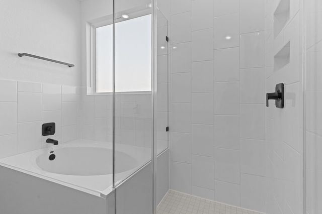 3305 Bolt Rope Drive, Texas City, TX 77591