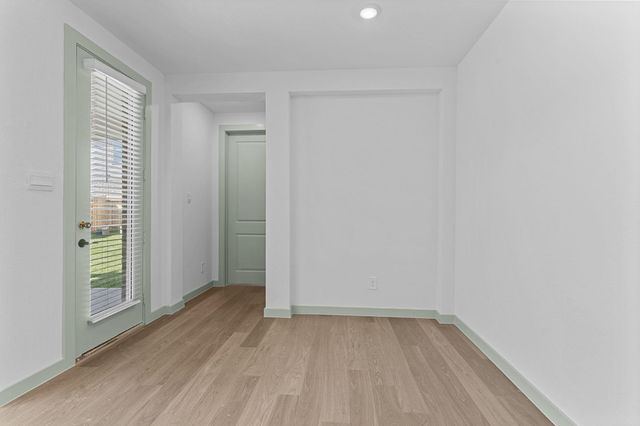 3305 Bolt Rope Drive, Texas City, TX 77591