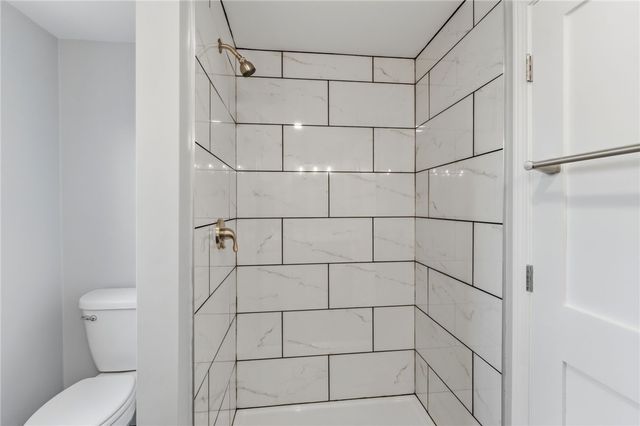 109 Hudson Pond Road, West Greenwich, RI 02817