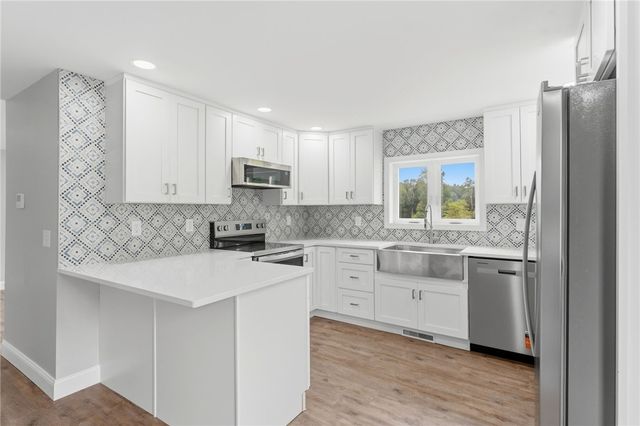 109 Hudson Pond Road, West Greenwich, RI 02817