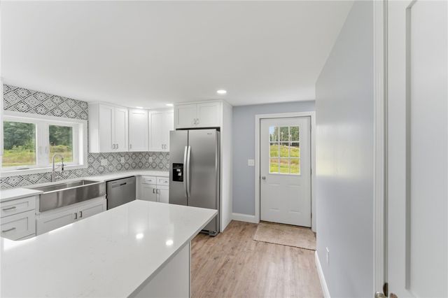 109 Hudson Pond Road, West Greenwich, RI 02817