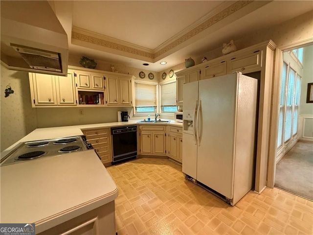 4651 Deep Creek Drive NE, Sugar Hill, GA 30518