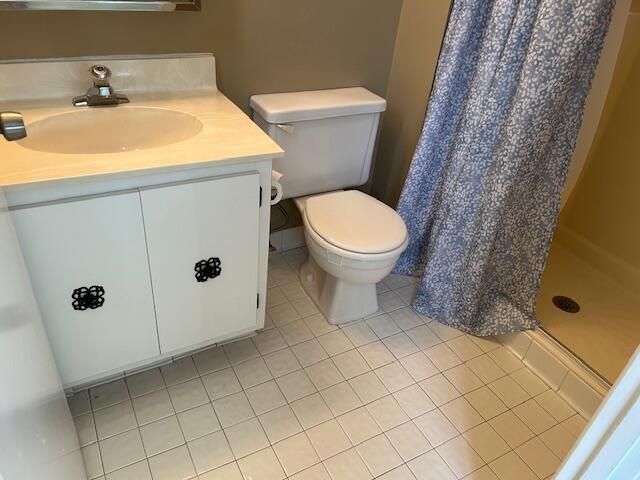 160 Lake Gloria Drive 160, West Palm Beach, FL 33411