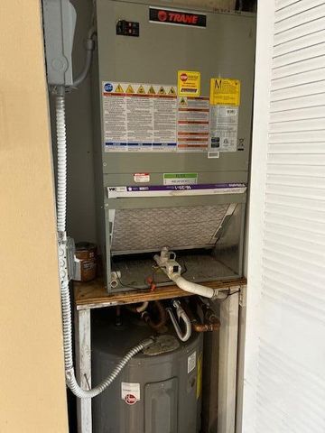 160 Lake Gloria Drive 160, West Palm Beach, FL 33411