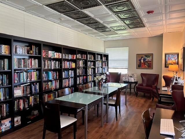 160 Lake Gloria Drive 160, West Palm Beach, FL 33411