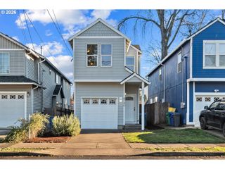 8740 N DRUMMOND Ave, Portland, OR 97217