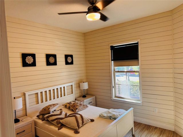 9901 WINNINGTON STREET, Orlando, FL 32832