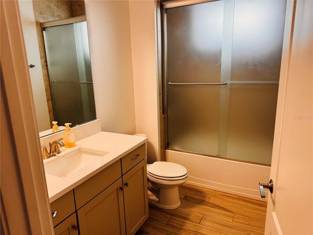 9901 WINNINGTON STREET, Orlando, FL 32832