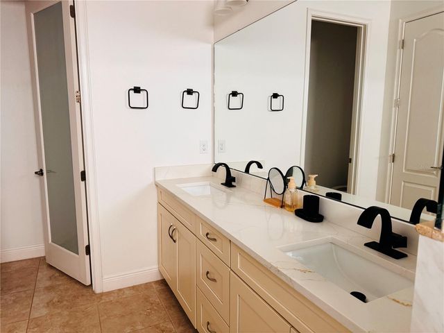 9901 WINNINGTON STREET, Orlando, FL 32832