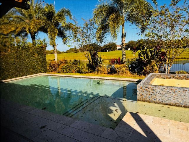 9901 WINNINGTON STREET, Orlando, FL 32832