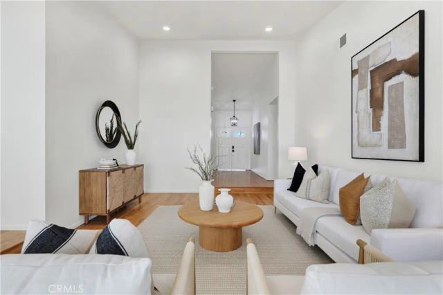 7 Timberline, Irvine, CA 92604