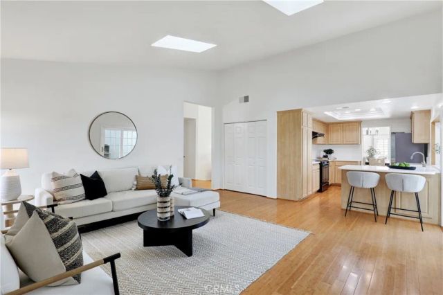 7 Timberline, Irvine, CA 92604