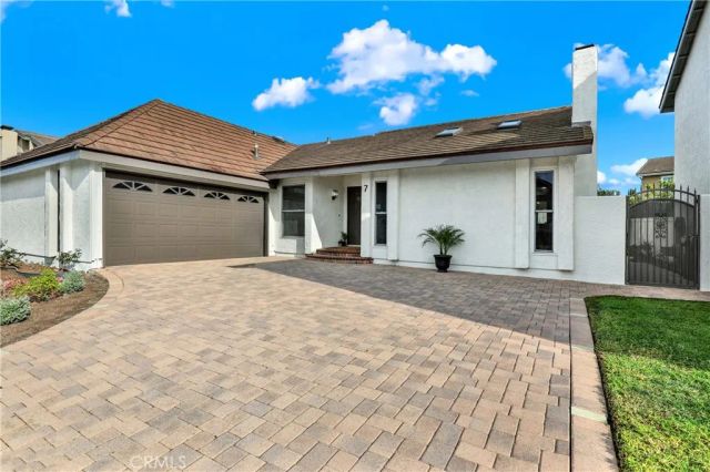 7 Timberline, Irvine, CA 92604