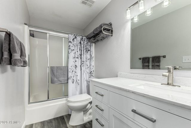 4722 E AHWATUKEE Drive, Phoenix, AZ 85044