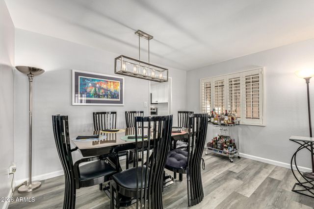 4722 E AHWATUKEE Drive, Phoenix, AZ 85044