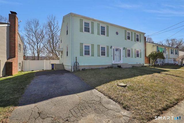 46 Horseshoe Drive, Waterbury, CT 06706