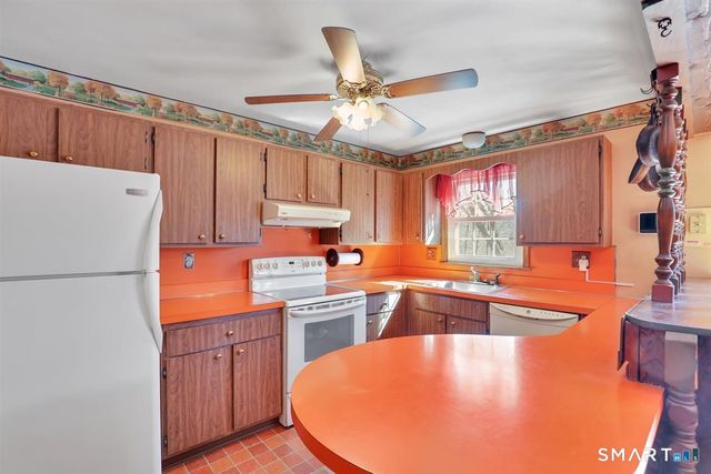 46 Horseshoe Drive, Waterbury, CT 06706
