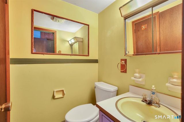 46 Horseshoe Drive, Waterbury, CT 06706