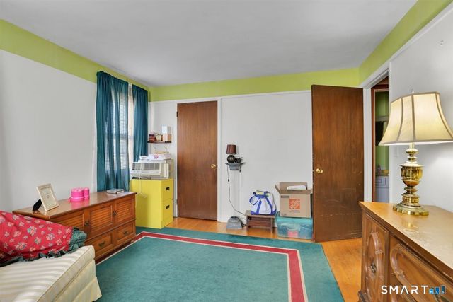 46 Horseshoe Drive, Waterbury, CT 06706