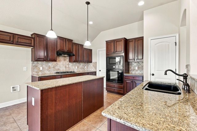 4507 Cervinia DR, Round Rock, TX 78665