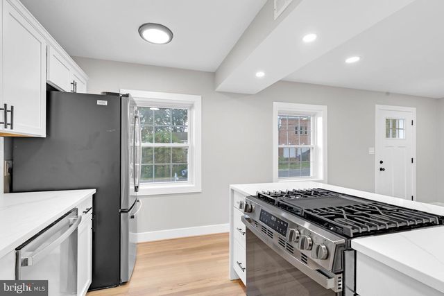 5105 11TH ST S, Arlington, VA 22204