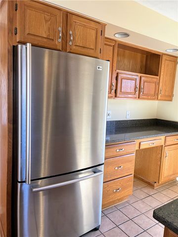 624 Hidden Oak Dr, Jefferson Hills, PA 15025