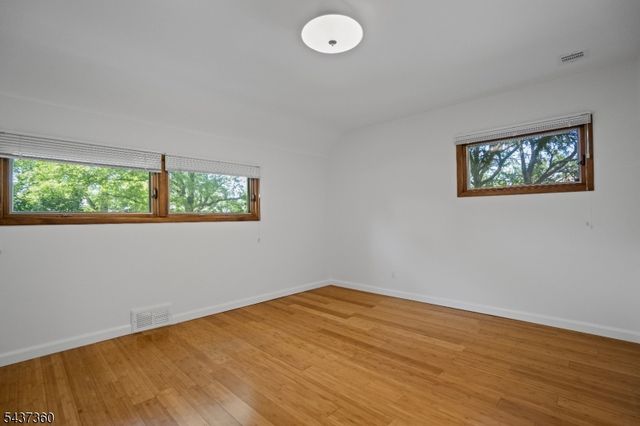 18 Aspen Rd, West Orange Twp., NJ 07052