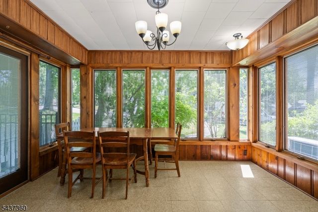 18 Aspen Rd, West Orange Twp., NJ 07052
